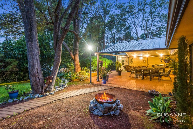 Photo - 12 Lawnbrook Road East , Bickley WA 6076 - Image 29