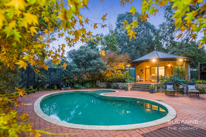 Photo - 12 Lawnbrook Road East , Bickley WA 6076 - Image 30