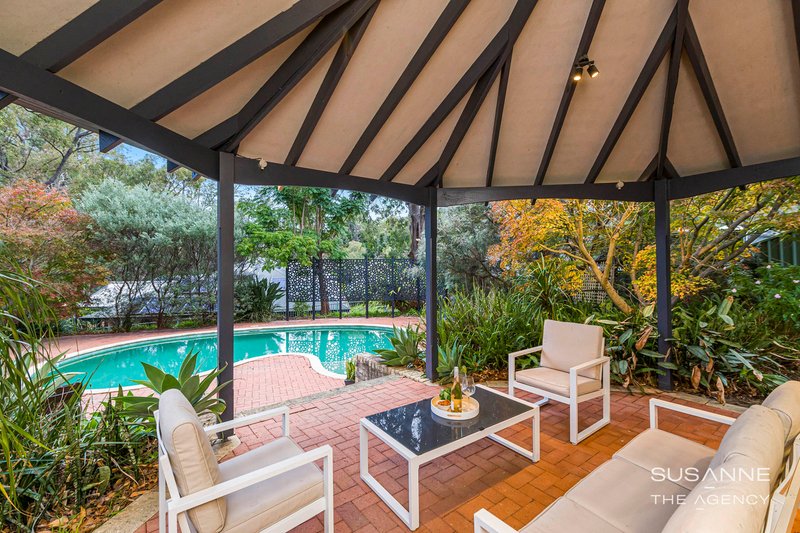 Photo - 12 Lawnbrook Road East , Bickley WA 6076 - Image 31