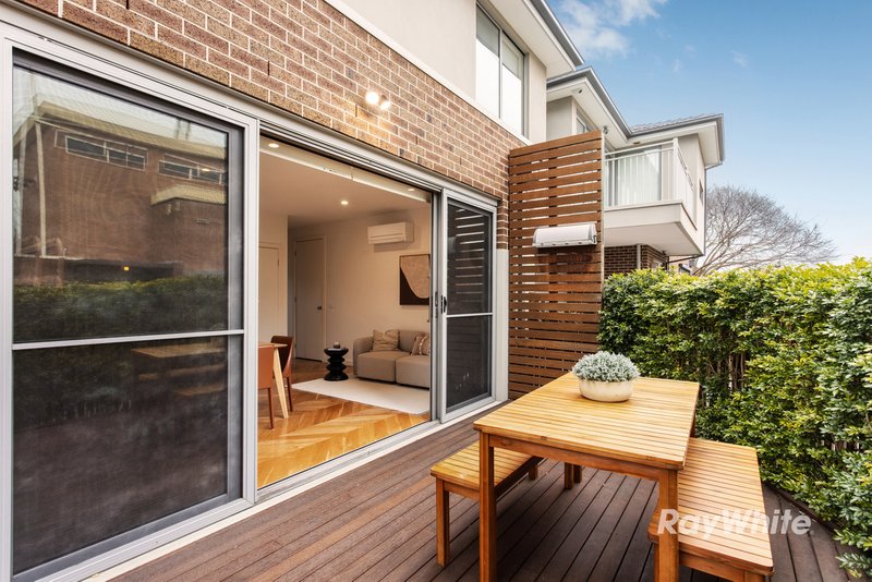 Photo - 1/2 Lees Street, Mckinnon VIC 3204 - Image 12