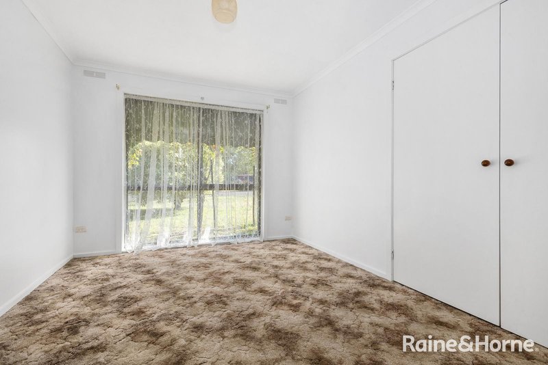 Photo - 1/2 Leete Street, Kyneton VIC 3444 - Image 8