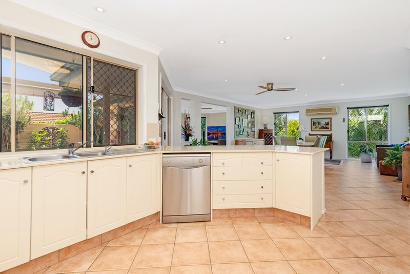 Photo - 12 Leicester Terrace, Mudgeeraba QLD 4213 - Image 7