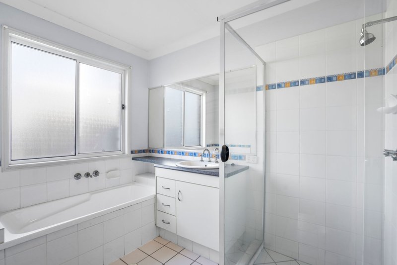 Photo - 1/2 Leisel Close, Upper Coomera QLD 4209 - Image 15