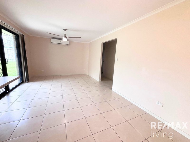 Photo - 12 Lemon Myrtle , Morayfield QLD 4506 - Image 5