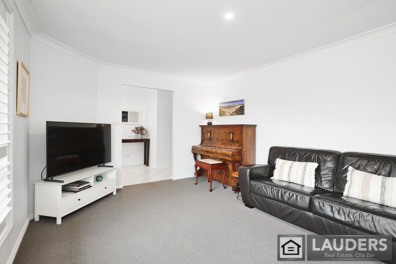 Photo - 12 Leopardwood Street, Old Bar NSW 2430 - Image 5