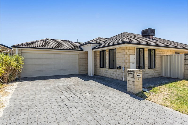 12 Leschenaultia Drive, Canning Vale WA 6155