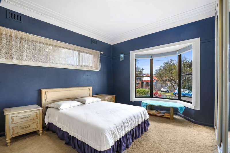 Photo - 12 Leslie Road, Bexley NSW 2207 - Image 7