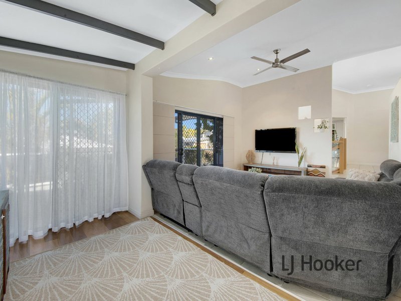 Photo - 12 Lighthouse Drive, Boyne Island QLD 4680 - Image 13