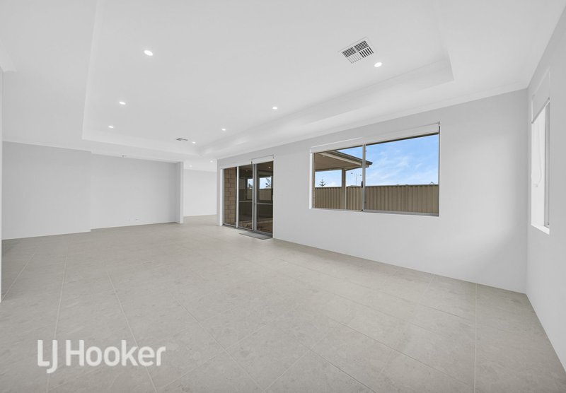 Photo - 12 Lilac Way, Alkimos WA 6038 - Image 6