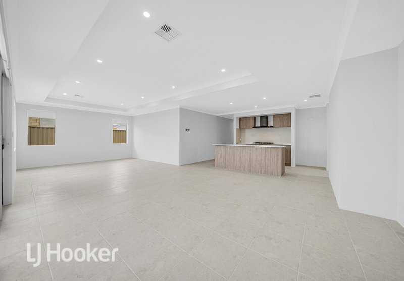 Photo - 12 Lilac Way, Alkimos WA 6038 - Image 9