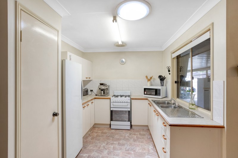 Photo - 12 Lillypilly Court, Kallangur QLD 4503 - Image 2