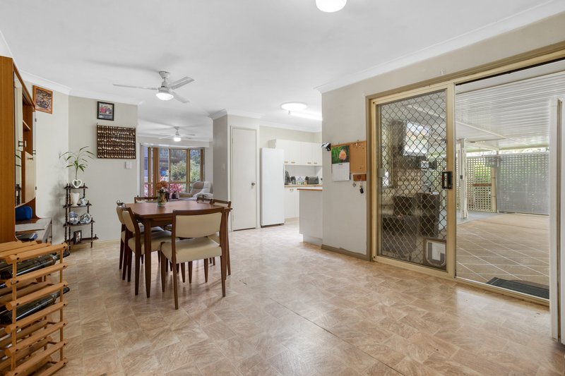 Photo - 12 Lillypilly Court, Kallangur QLD 4503 - Image 3