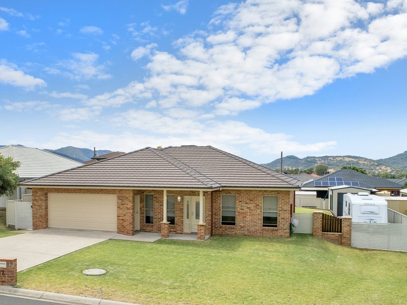 12 Lily Close, Kootingal NSW 2352