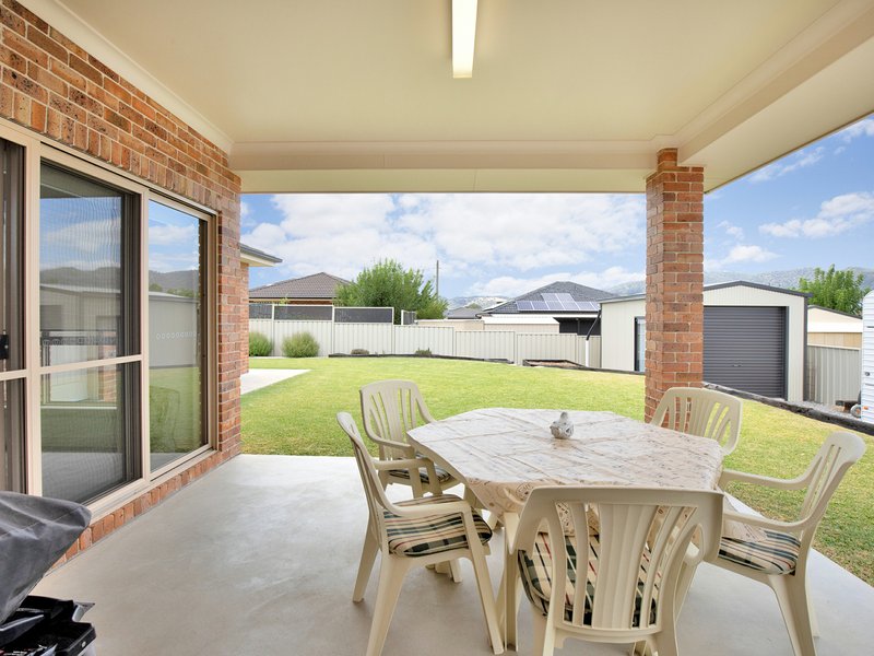 Photo - 12 Lily Close, Kootingal NSW 2352 - Image 13