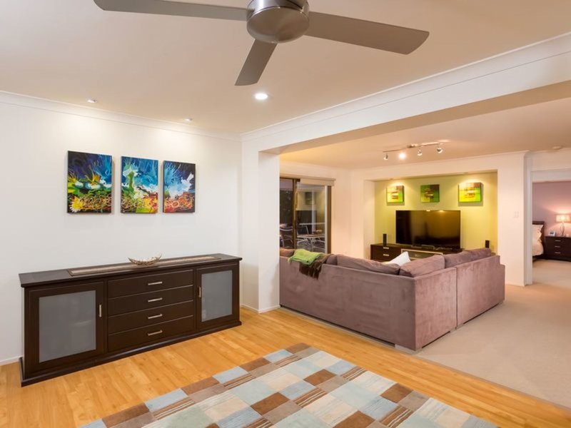 Photo - 12 Limkin St , Burleigh Waters QLD 4220 - Image 3