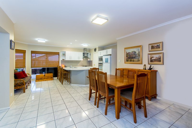 Photo - 12 Limosa Ct , Mango Hill QLD 4509 - Image 5