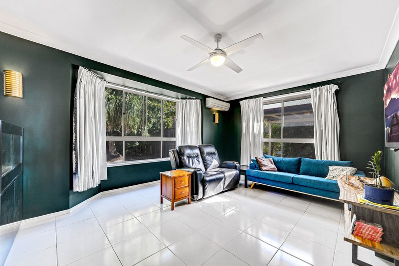 Photo - 12 Lindau Street, Edens Landing QLD 4207 - Image 3