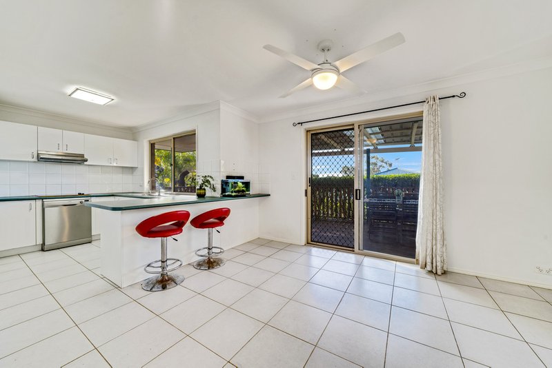 Photo - 12 Lindau Street, Edens Landing QLD 4207 - Image 14