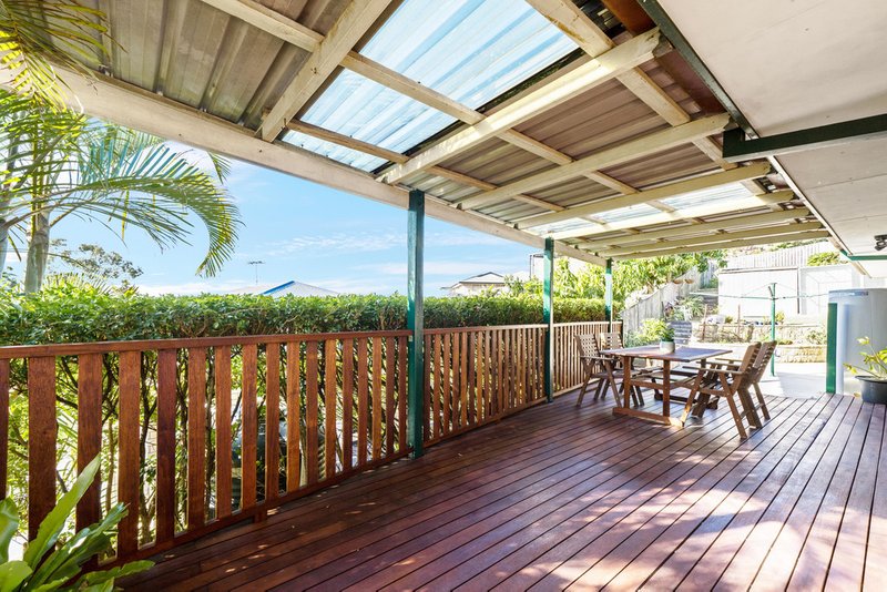 Photo - 12 Lindau Street, Edens Landing QLD 4207 - Image 16