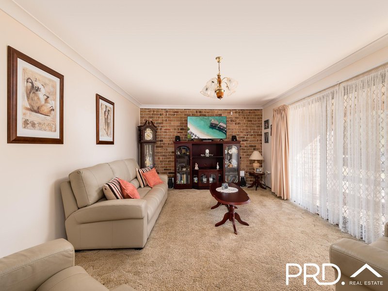 Photo - 12 Links Avenue, Milperra NSW 2214 - Image 3