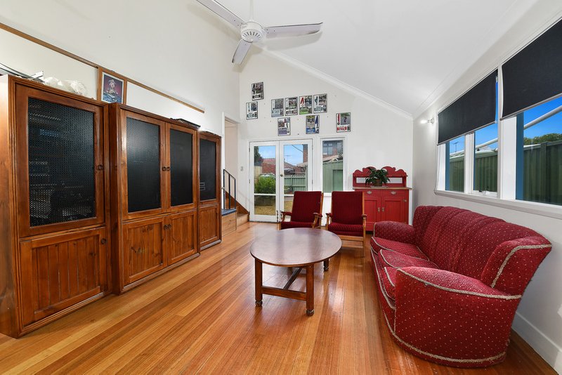 Photo - 12 Liverpool Street, Coburg VIC 3058 - Image 4