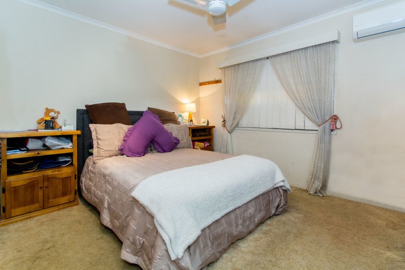 Photo - 12 Livingstone Street, Strathpine QLD 4500 - Image 6