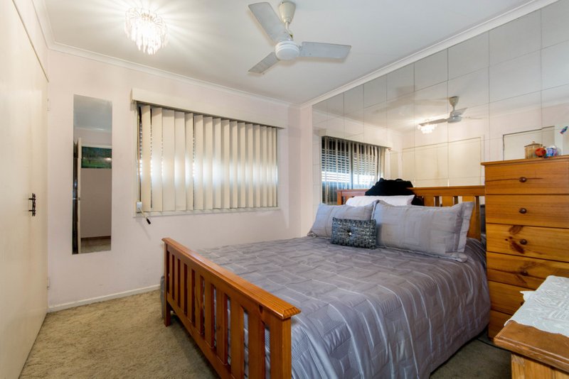 Photo - 12 Livingstone Street, Strathpine QLD 4500 - Image 7