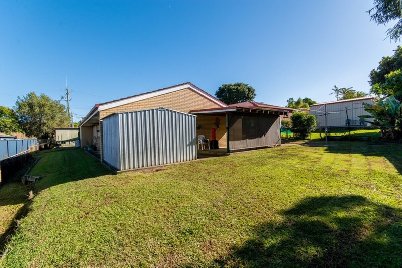 Photo - 12 Livingstone Street, Strathpine QLD 4500 - Image 13