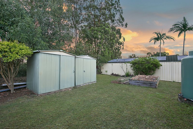 Photo - 12 Lobelia Avenue, Daisy Hill QLD 4127 - Image 11