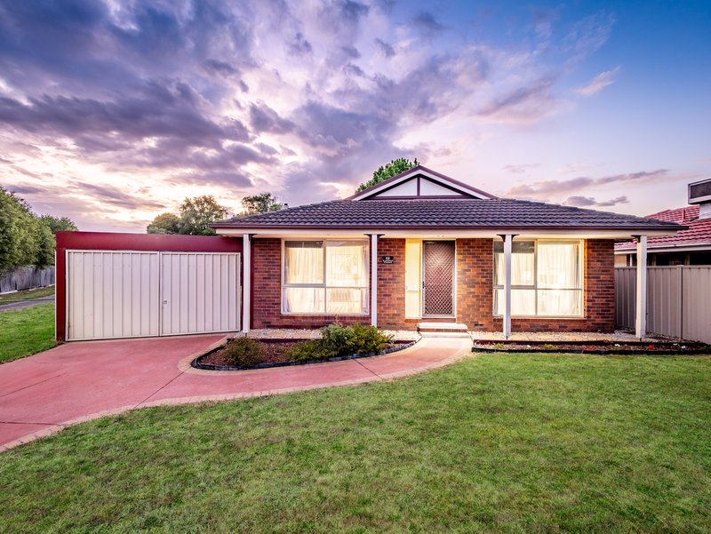 Photo - 12 Lobelia Court, Cranbourne North VIC 3977 - Image 2