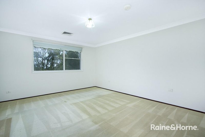 Photo - 12 Lockhart Avenue, Castle Hill NSW 2154 - Image 3