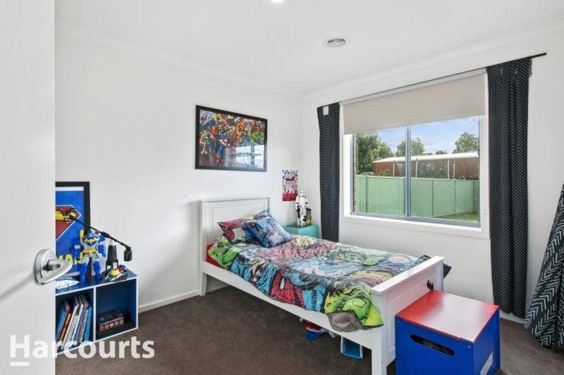 Photo - 12 Lowry Crescent, Miners Rest VIC 3352 - Image 10