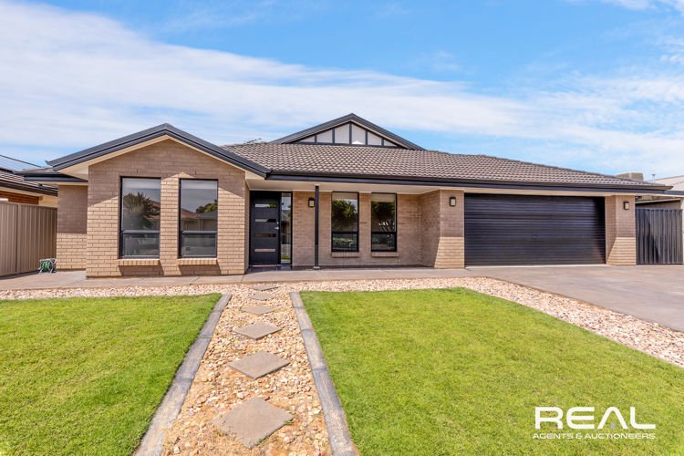 Photo - 12 Lucy Drive, Munno Para West SA 5115 - Image 3