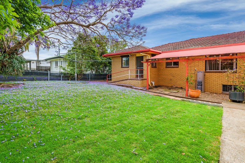 Photo - 12 Lymm Street, Mount Gravatt East QLD 4122 - Image 11