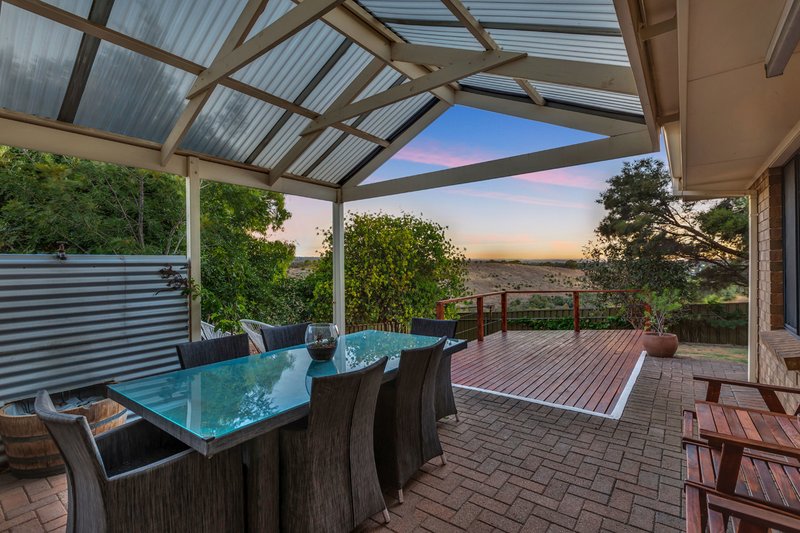 12 Lyons Circuit, Trott Park SA 5158