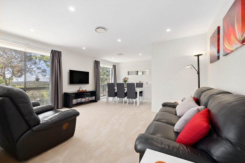 Photo - 12 Mackerras Crescent, Theodore ACT 2905 - Image 8