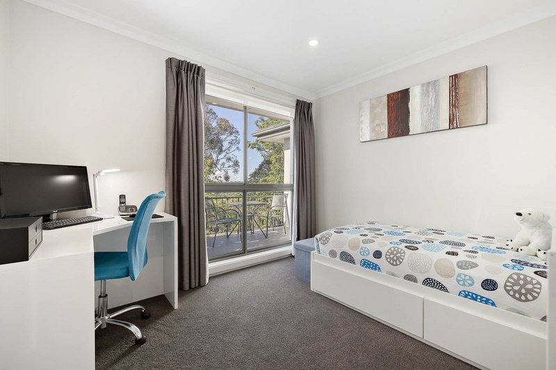 Photo - 12 Mackerras Crescent, Theodore ACT 2905 - Image 13