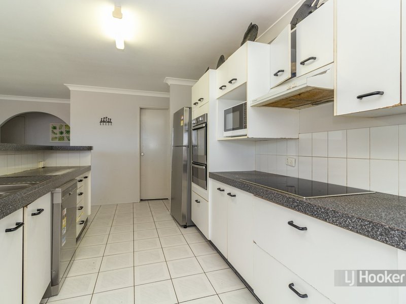 Photo - 12 Maclean Drive, Boronia Heights QLD 4124 - Image 3