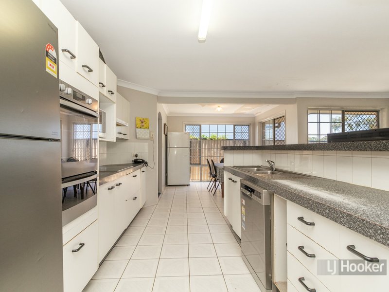 Photo - 12 Maclean Drive, Boronia Heights QLD 4124 - Image 6