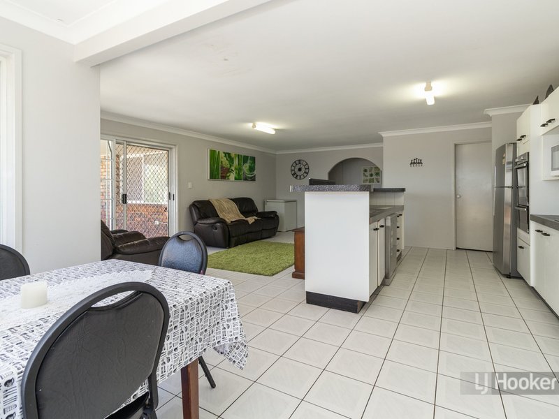 Photo - 12 Maclean Drive, Boronia Heights QLD 4124 - Image 7