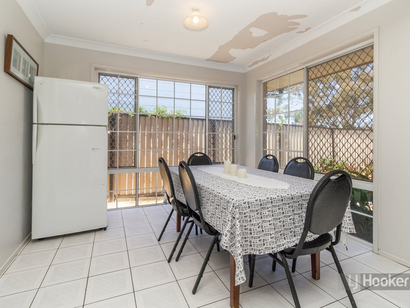 Photo - 12 Maclean Drive, Boronia Heights QLD 4124 - Image 8