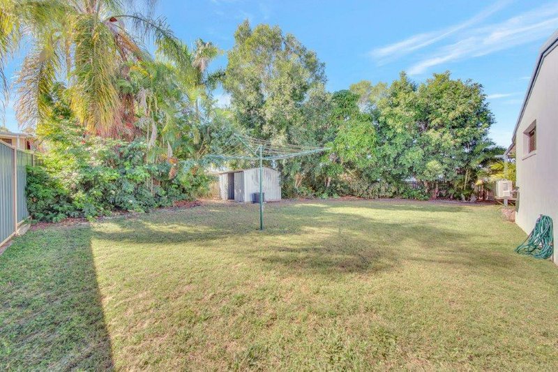 Photo - 12 Madigan Street, Tannum Sands QLD 4680 - Image 12