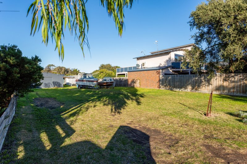 Photo - 12 Magnolia Court, Rye VIC 3941 - Image 8