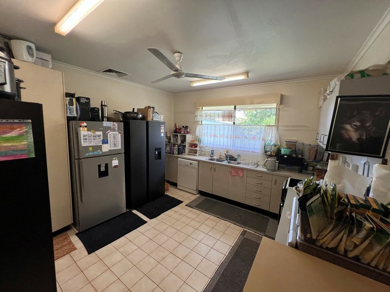 Photo - 12 Mahogany Ave , Trunding QLD 4874 - Image 12