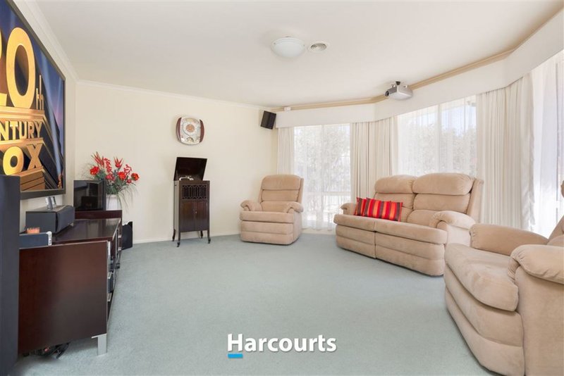 Photo - 12 Mahogany Court, Pakenham VIC 3810 - Image 3