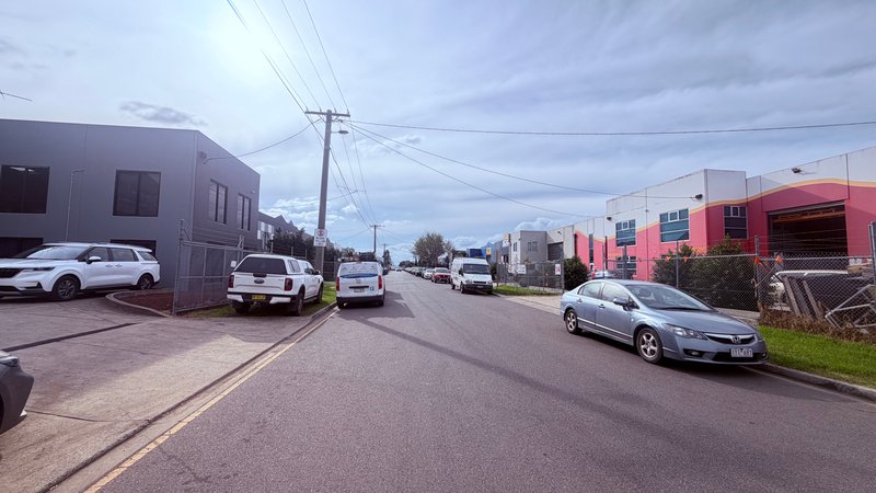Photo - 12 Maida Avenue, Sunshine North VIC 3020 - Image 4