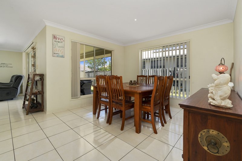 Photo - 12 Maidenhair Drive, Narangba QLD 4504 - Image 8