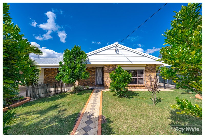 Photo - 12 Mallet Close, Gracemere QLD 4702 - Image 2