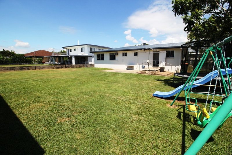 Photo - 12 Mambrini Street, Halifax QLD 4850 - Image 15