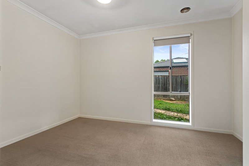 Photo - 12 Mango Crescent, Mernda VIC 3754 - Image 9